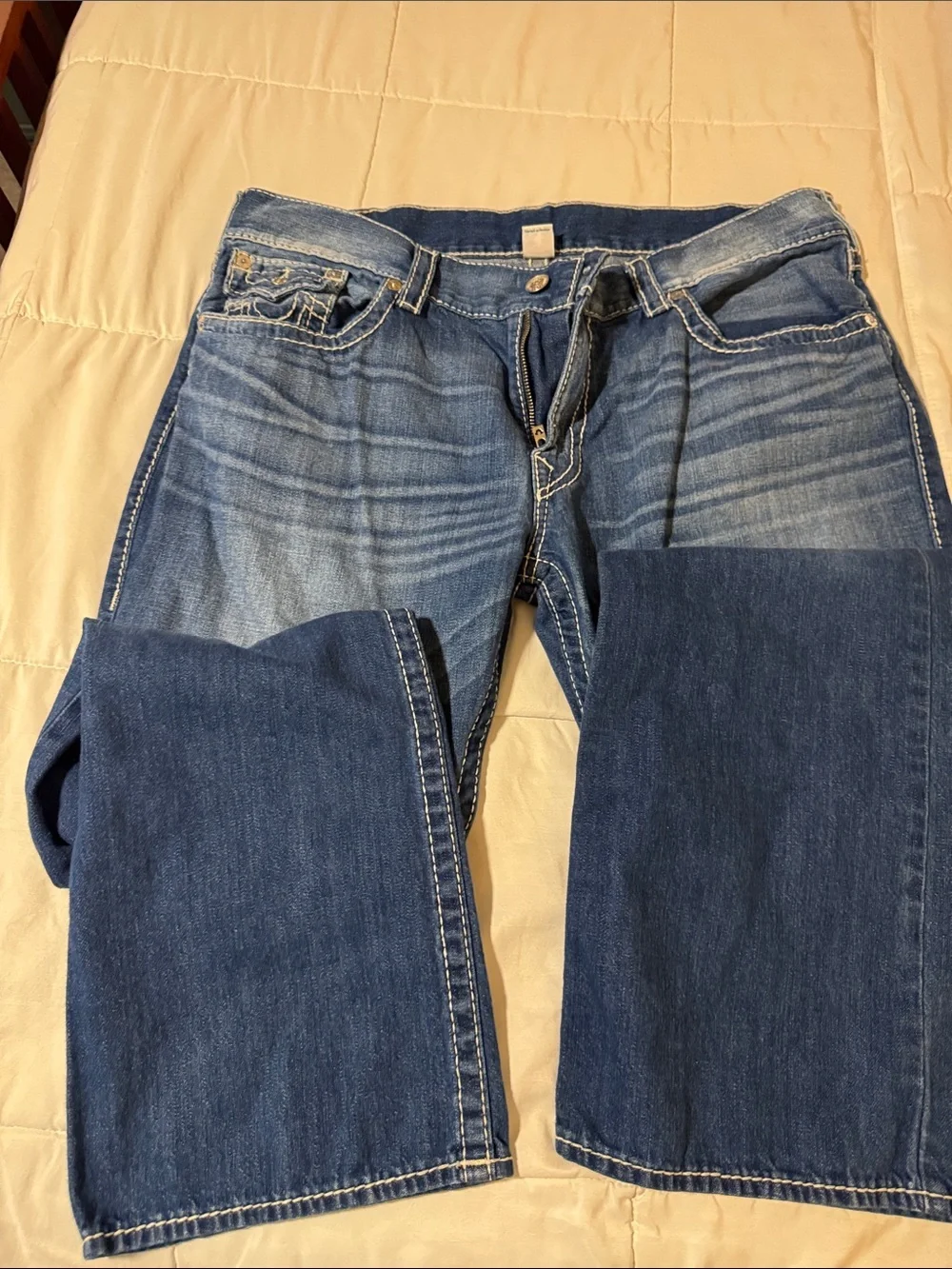 True Religion Women’s Medium Blue Boot Cut Jeans with Contrast Stitching